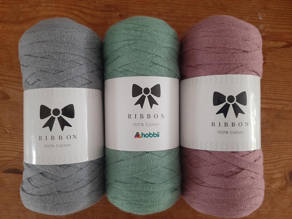 5 RIBBON/ HOBBII garens, rose, grijs en groen, Ophalen of Verzenden, Nieuw, Garen of Naald(en)