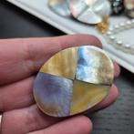 Broche parelmoer, Ophalen of Verzenden, Zo goed als nieuw, Overige materialen