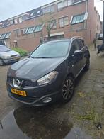 Qashqai 1.6 Connect CarPlay 360 Pano Nieuwe APK 06/26, Auto's, Nissan, Voorwielaandrijving, 662 kg, 1225 kg, 4 cilinders