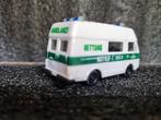 Ambulance ho schaal 1:87, Ophalen of Verzenden, Zo goed als nieuw, Auto