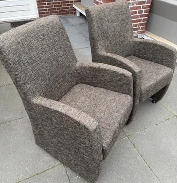 Set van 2 stoffen fauteuils beschikbaar voor biedingen