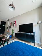 WOOOD TV-meubel New Gravure Zwart, Huis en Inrichting, Kasten | Televisiemeubels, Ophalen of Verzenden, Zo goed als nieuw, 25 tot 50 cm