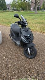 Piaggio Zip 2015 - WOK - Blauw Kenteken - Leuke Opties, Fietsen en Brommers, Scooters | Piaggio, Ophalen, Gebruikt, Zip, Benzine