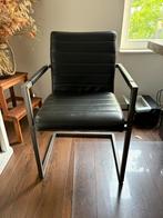 2 (kunst)lederen eetkamer stoelen met metalen onderstel, Huis en Inrichting, Stoelen, Ophalen, Twee, Zo goed als nieuw, Grijs