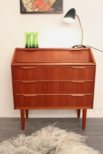 Deens jaren 60 kastje ladekast in teak - mid century design beschikbaar voor biedingen