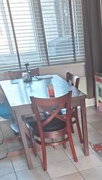 Mooie stevige eettafel met stoelen, Ophalen, Zo goed als nieuw
