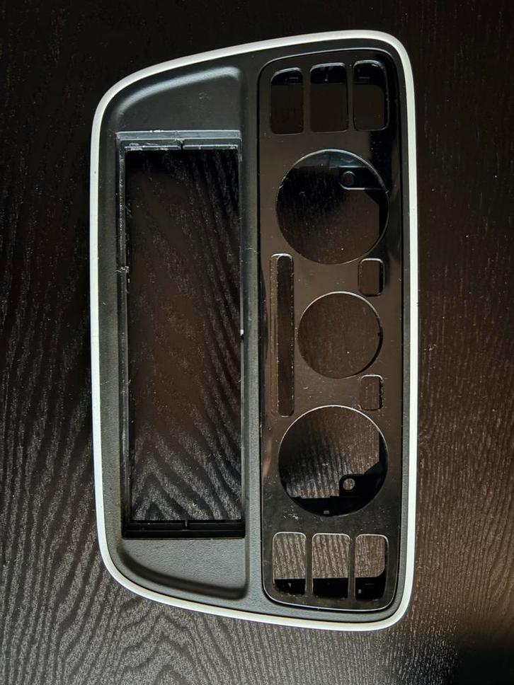 VW Up! Radio Frame - Standaard Radio, Auto-onderdelen, Interieur en Bekleding, Volkswagen, Gebruikt, Ophalen of Verzenden