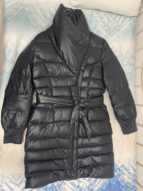 Hugo Boss real down winter jas, Kleding | Dames, Jassen | Winter, Nieuw, Maat 38/40 (M), Zwart, Ophalen