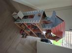 Poppenhuis met accesoires, Verzamelen, Poppenhuizen en Toebehoren, Ophalen, Zo goed als nieuw, Poppenhuis