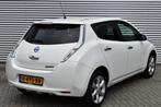 Nissan LEAF ACENTA 30 KWH / NAVI / P.CAMERA / STOEL(STUUR) V, Auto's, Nissan, Gebruikt, Alcantara, Wit, Leaf