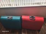 2X DEZELFDE CARLTON HARD KUNSTSTOF KOFFERS 23 X 52 X 67 CM, Gebruikt, Hard kunststof, Slot, 45 tot 55 cm