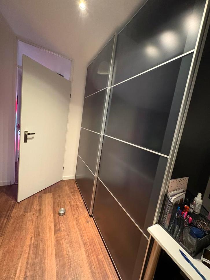 Ikea pax kast met schuifdeuren, Huis en Inrichting, Kasten | Kledingkasten, Zo goed als nieuw, 200 cm of meer, 50 tot 75 cm, Glas