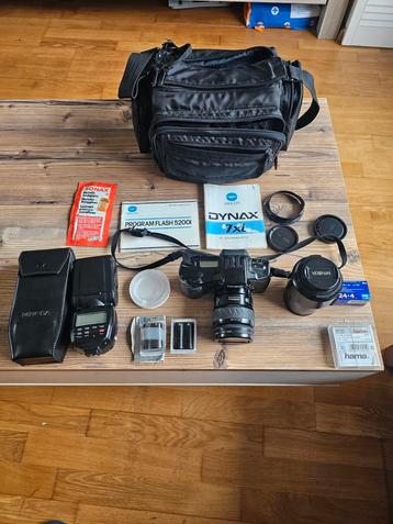Minolta Dynax 7xi Spiegelreflexcamera met accessoires beschikbaar voor biedingen