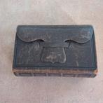 Bijbel 1884, Antiek en Kunst, Antiek | Boeken en Bijbels, Ophalen of Verzenden