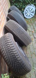 Winterbanden Toyota Yaris - Stalen Velgen met Sensoren, Ophalen, Gebruikt, 15 inch, Banden en Velgen