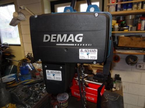 DEMAG ketting takel type DC 1000 kg, Doe-het-zelf en Verbouw, Lieren en Takels, Zo goed als nieuw, Elektrisch, Ophalen