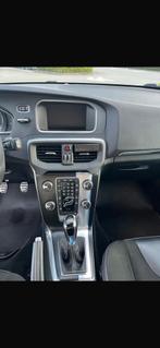 Volvo V40 2.0 D2 120PK 2015 Wit, Auto's, Voorwielaandrijving, 4 cilinders, 1969 cc, Wit