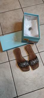 ALMA BLUE nieuwe slippers maat 37, Kleding | Dames, Schoenen, Ophalen of Verzenden, Nieuw, Blauw