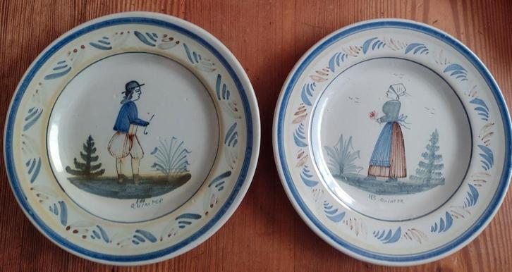 Henriot Breton Quimper schotels borden - doorsnee 23 cm, Antiek en Kunst, Antiek | Keramiek en Aardewerk, Ophalen