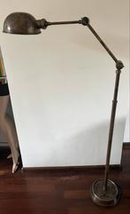 Retro vintage messing staande schemerlamp, Huis en Inrichting, Lampen | Vloerlampen, Gebruikt, 100 tot 150 cm, Metaal, Antiek