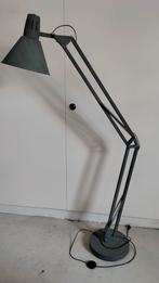 Brilliant Winston Tafel stalamp beton grijs., Industrieel. betongrijs ruwe oppervlakte, Ophalen of Verzenden, Zo goed als nieuw