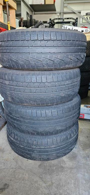 Gebruikte winterbanden 225/45r18 Pirelli Sottozero beschikbaar voor biedingen