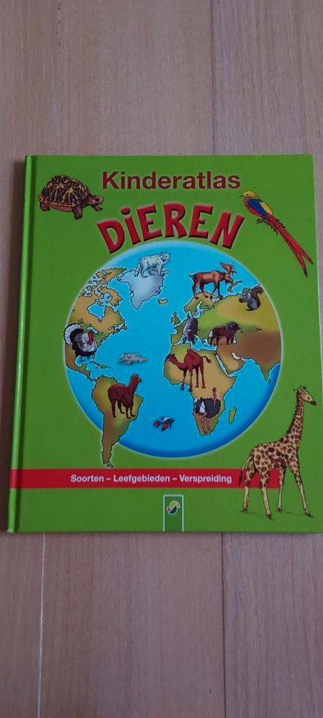 Kinderatlas Dieren - Leerzame Atlas, Boeken, Dieren en Huisdieren, Gelezen, Overige diersoorten, Ophalen of Verzenden