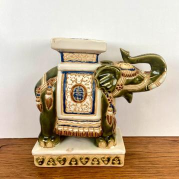 Vintage keramieken olifant plantentafel beschikbaar voor biedingen