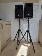 Yamaha Stagepas 500 speakers met statieven, in nieuwstaat., Ophalen, Zo goed als nieuw, Minder dan 500 watt