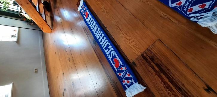 Sc heerenveen sjaal, Verzamelen, Sportartikelen en Voetbal, Zo goed als nieuw, Vaantje of Sjaal, Ophalen of Verzenden