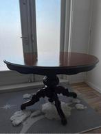 Antieke Ronde Tafel met Driepoot Voet, Ophalen