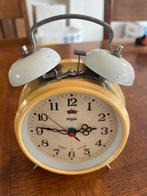 Vintage alarm klok geel, Ophalen of Verzenden, Zo goed als nieuw