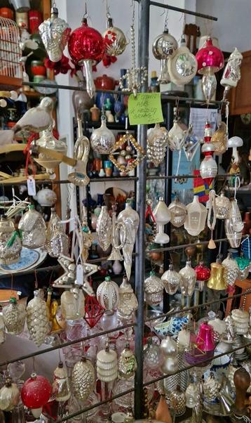 250 OUDE Kerstballen Vogeltjes Figuurtjes Pieken Slingers  beschikbaar voor biedingen