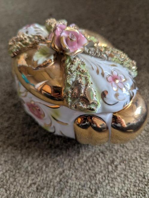 Vintage brocante terrine (lijkt op) capodimonte stijl, Antiek en Kunst, Curiosa en Brocante, Ophalen of Verzenden