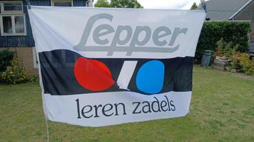 Lepper vlag beschikbaar voor biedingen