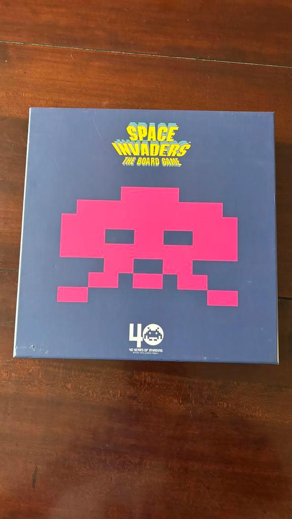 Space Invaders Bordspel, Hobby en Vrije tijd, Gezelschapsspellen | Bordspellen, Zo goed als nieuw, Een of twee spelers, Ophalen of Verzenden