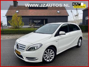 Mercedes-Benz B-klasse 180 AMBITION AUTOMAAT NAVIGATIE LED-X beschikbaar voor biedingen