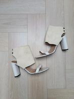 IRO Hakken Maat 40 - Beige, Beige, Ophalen of Verzenden, Schoenen met hoge hakken, Gedragen
