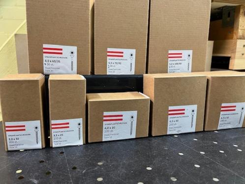 8 Doos HDD Torx Schroeven PK NIEUW 1300 st  € 29.95, Hobby en Vrije tijd, Knutselen, Nieuw, Materiaal, Ophalen of Verzenden
