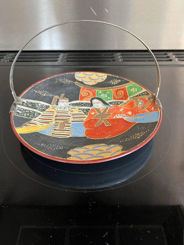 Satsuma Japans Aardewerk Serveerschaaltje, Antiek en Kunst, Antiek | Schalen, Ophalen of Verzenden