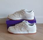 Nike SB Dunk Low Pale Ivory EU 46, Kleding | Heren, Schoenen, Overige kleuren, Nike, Nieuw, Ophalen of Verzenden