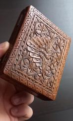 Antiek Houten sieradendoos met snijwerk, Antiek en Kunst, Kunst | Beelden en Houtsnijwerken, Ophalen of Verzenden