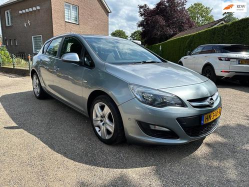 Opel Astra 1.4 (Ketting moet vervangen worden), Auto's, Opel, Bedrijf, Te koop, Astra, ABS, Airbags, Airconditioning, Boordcomputer