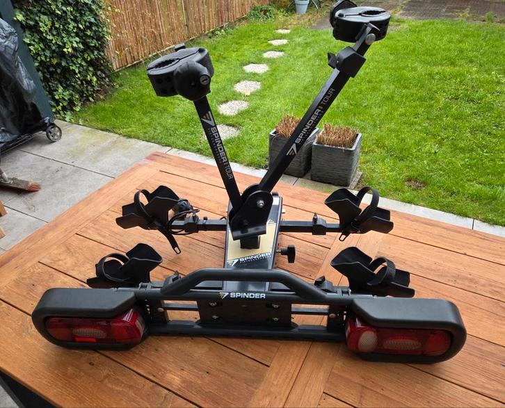Spinder Tour Fietsendrager - Kantelbaar & Snelkoppeling, Auto diversen, Fietsendragers, Zo goed als nieuw, Trekhaakdrager, 2 fietsen