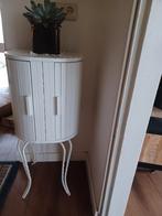 Lief klein kastje / plantentafeltje van 2 broodtrommels, Ophalen