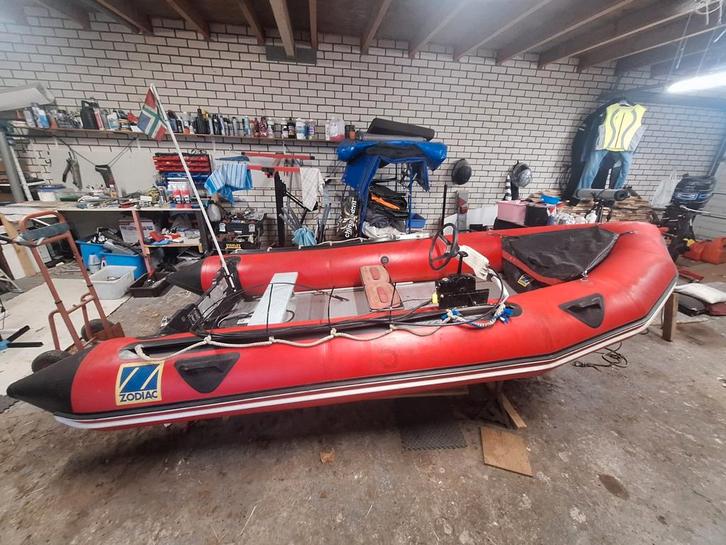 Mercury 402, 40 PK.. kortstaart. Zodiac futura mk2, Watersport en Boten, Bootonderdelen, Gebruikt, Motor en Techniek, Motorboot