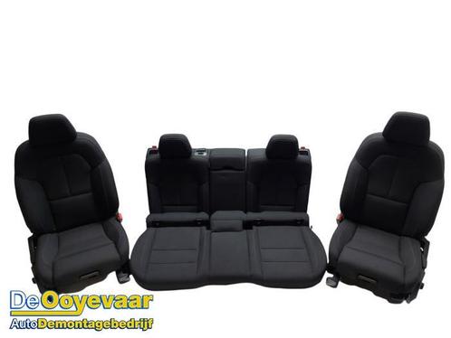 Bekleding Set (compleet) van een Volvo XC40 (XC40 17-), Auto-onderdelen, Interieur en Bekleding, Volvo, Gebruikt, 3 maanden garantie