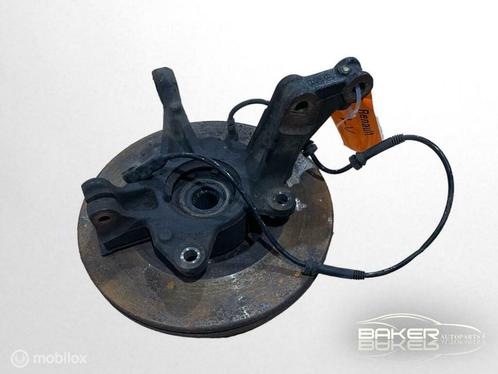 Fusee linksvoor Renault Clio Estate IV 0.9 TCe ('13-'20), Auto-onderdelen, Ophanging en Onderstel, Renault, Gebruikt, Ophalen of Verzenden