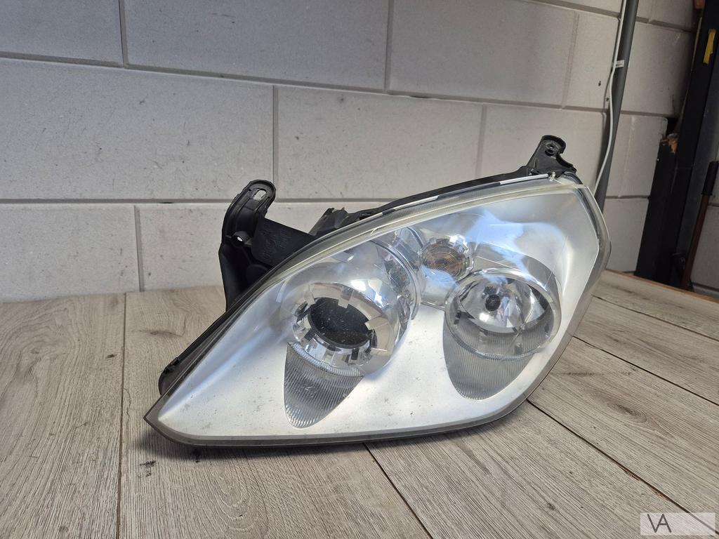 Opel Tigra twintop 2004 - 2010 koplamp links zilver €100, Gebruikt, -, -, Opel
