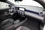 Mercedes-Benz A-Klasse 250 e AMG Aut8 | 218PK | Sfeerverlich, Auto's, Mercedes-Benz, Gebruikt, Zwart, 4 cilinders, Met garantie (alle)